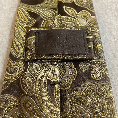 Trafalgar Neck Tie Brown Gold Paisley Silk Wide Short Floral Designer Italy - Picture 5 of 8