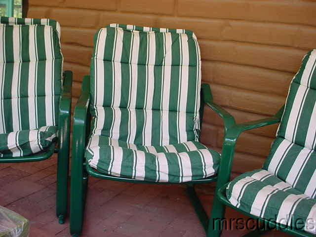 SET OF FOUR GREEN& WHITE SAMSONITE GARDEN CHAIRS