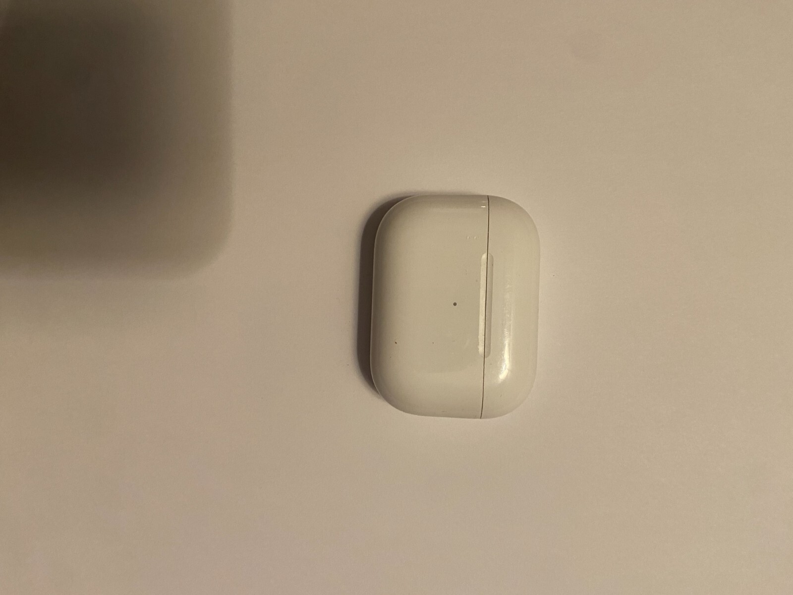 Apple AirPods Pro Left Earbud Replacement with Wireless Charging Case-image