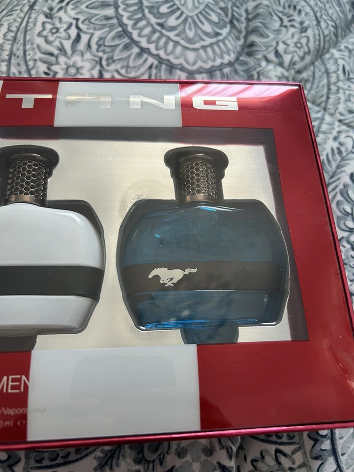 colonia para hombre Mustang conjunto de tres Foto 4 de 4