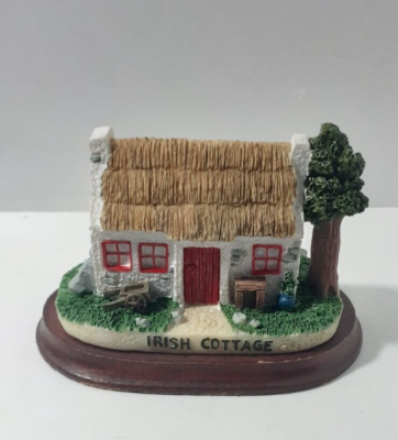 IRISH COTTAGE ミニチュアハウス 置物 Irish Cottage Miniature Building Irish Thatched Cottage House