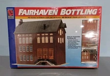 HO 1/87 Scale Life-Like Trains Building Kit #1355 Fairhaven Bottling New Sealed 