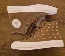 Converse by Chuk Taylor Sand Dune/Light Gold  Womans size 4.5