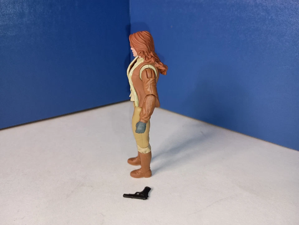 GI Joe Comic Pack Agente Courtney Krieger 3.75" Figura de Acción Cubierta Completa Niña Foto 4 de 4