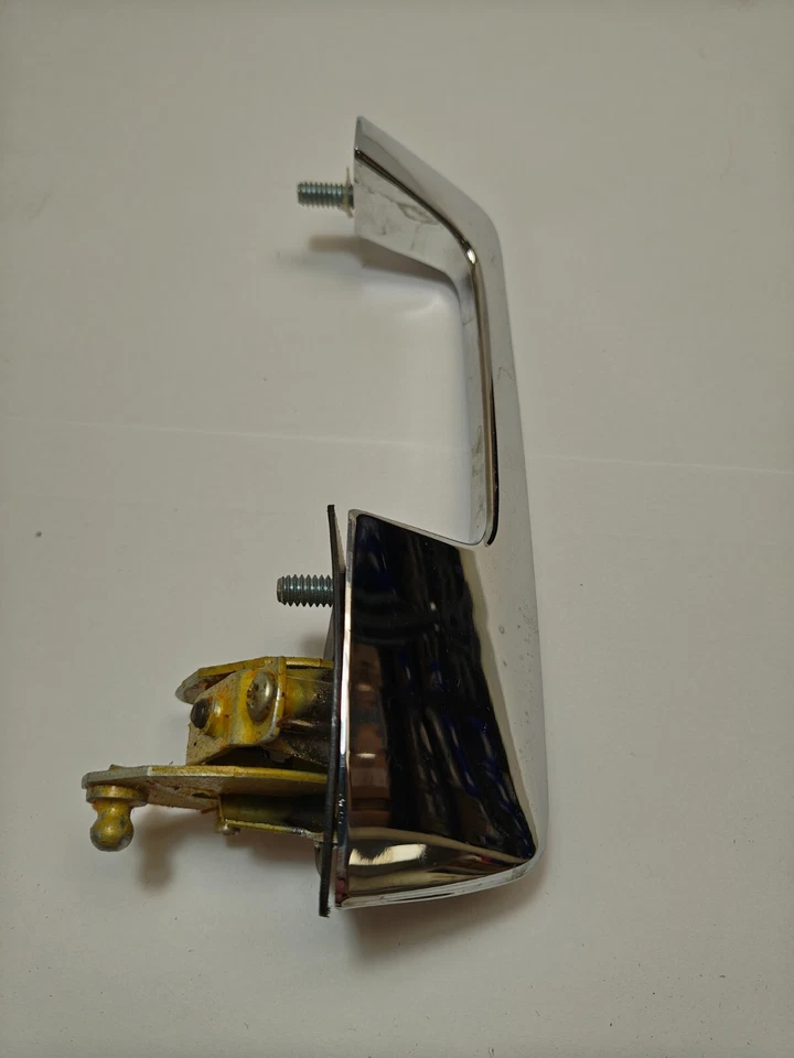 Chrysler Newport 1969-1971 puerta trasera derecha exterior manija cromada 3454400 nuevo en stock Foto 4 de 4