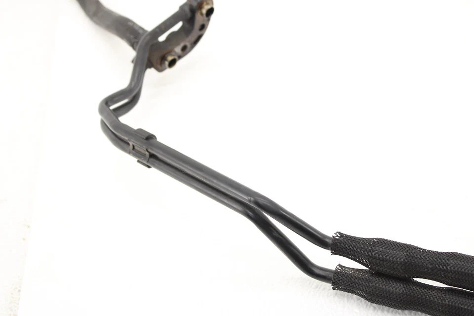 Líneas de mangueras de enfriador de aceite de motor Harley Davidson Street Glide 17-23 Foto 3 de 4