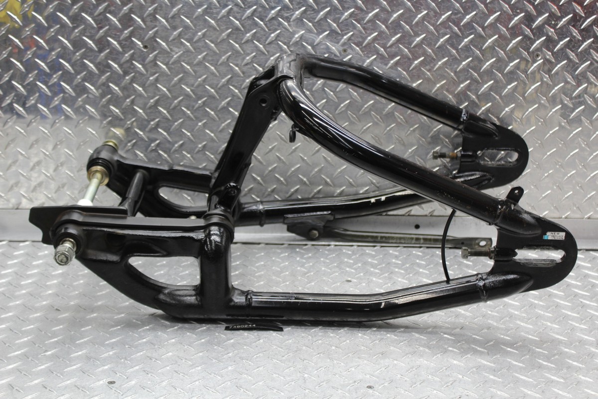2004 HONDA SHADOW VLX 600 VT600CD DELUXE RR SWINGARM SUSPENSION