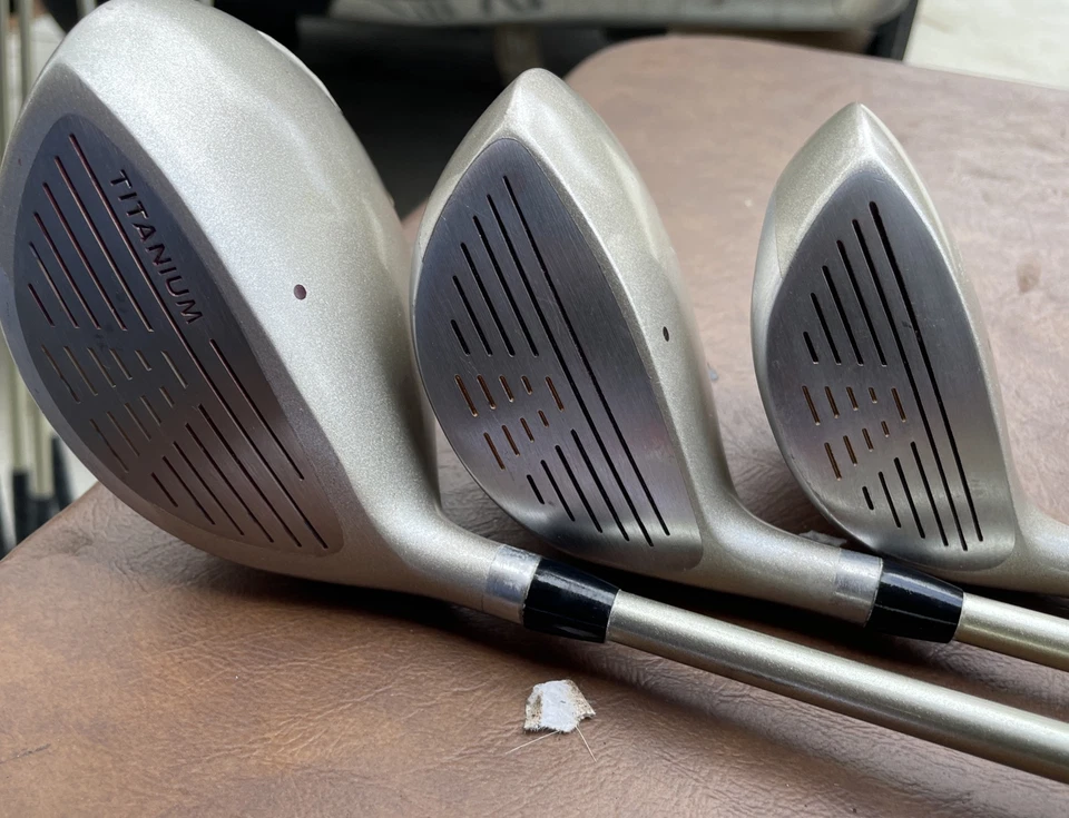 Spalding Tour XL 限量轻便女式高尔夫球杆木质套装 1 3 5 NOS — 第 2/4 张图片