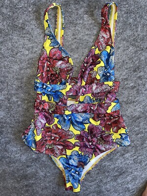 ASOS DESIGN Swimsuit US 30DDD/F Plunge Belted Floral