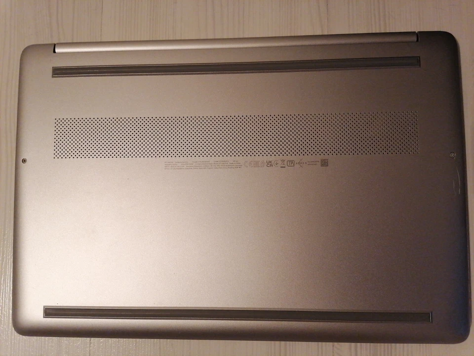 laptop HP 15s-fq2003sl, i7-1165G7 - Immagine 4 di 4