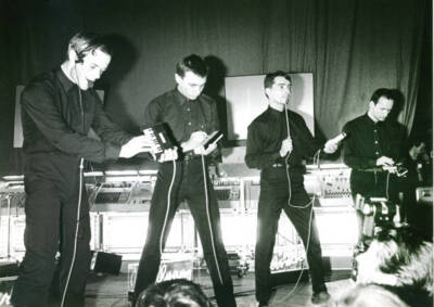 Ralf Hutter Florian Schneider Wolfgang Flur Karl Bartos Kraftwerk 1981 PHOTO 4