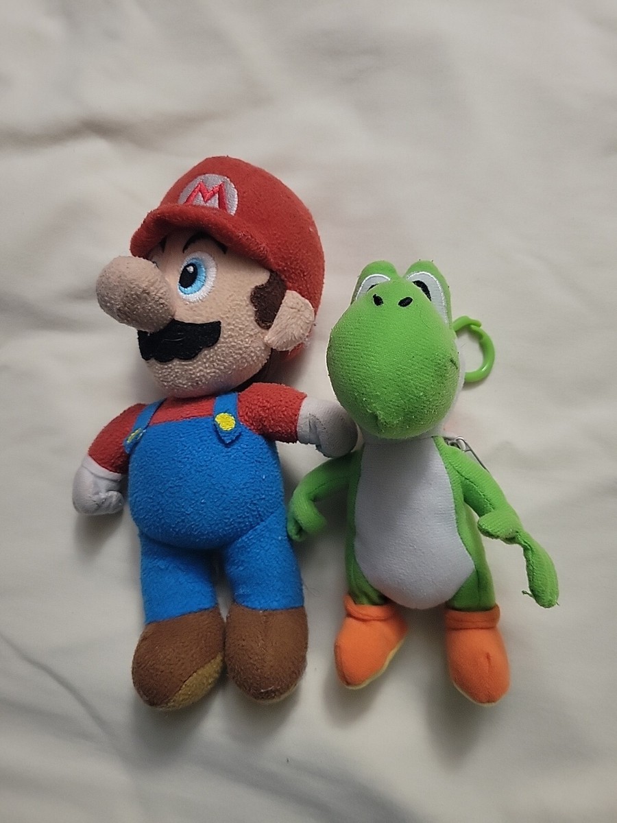 Goldie 2010 Mario Plush And Yoshi Clip Plush Lot Of