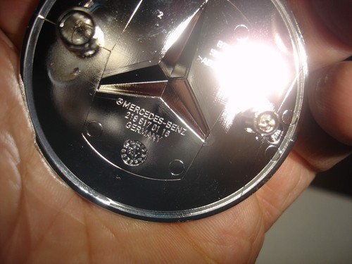 Emblema estrella con capucha para Mercedes Benz A 2188170116 - Imagen 4 de 5
