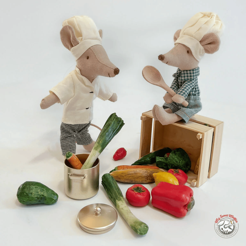 Maileg Chef Mouse with Soup Pot Spoon Adorable Culinary Playset Free Shipping - Picture 7 of 9