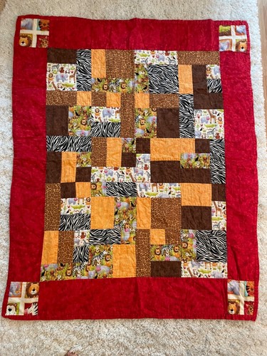 Babybett Decke Dschungel Zoo Tiere Elefanten Tiger Zebra Löwe Handarbeit 43 "X53" - Bild 1 von 12