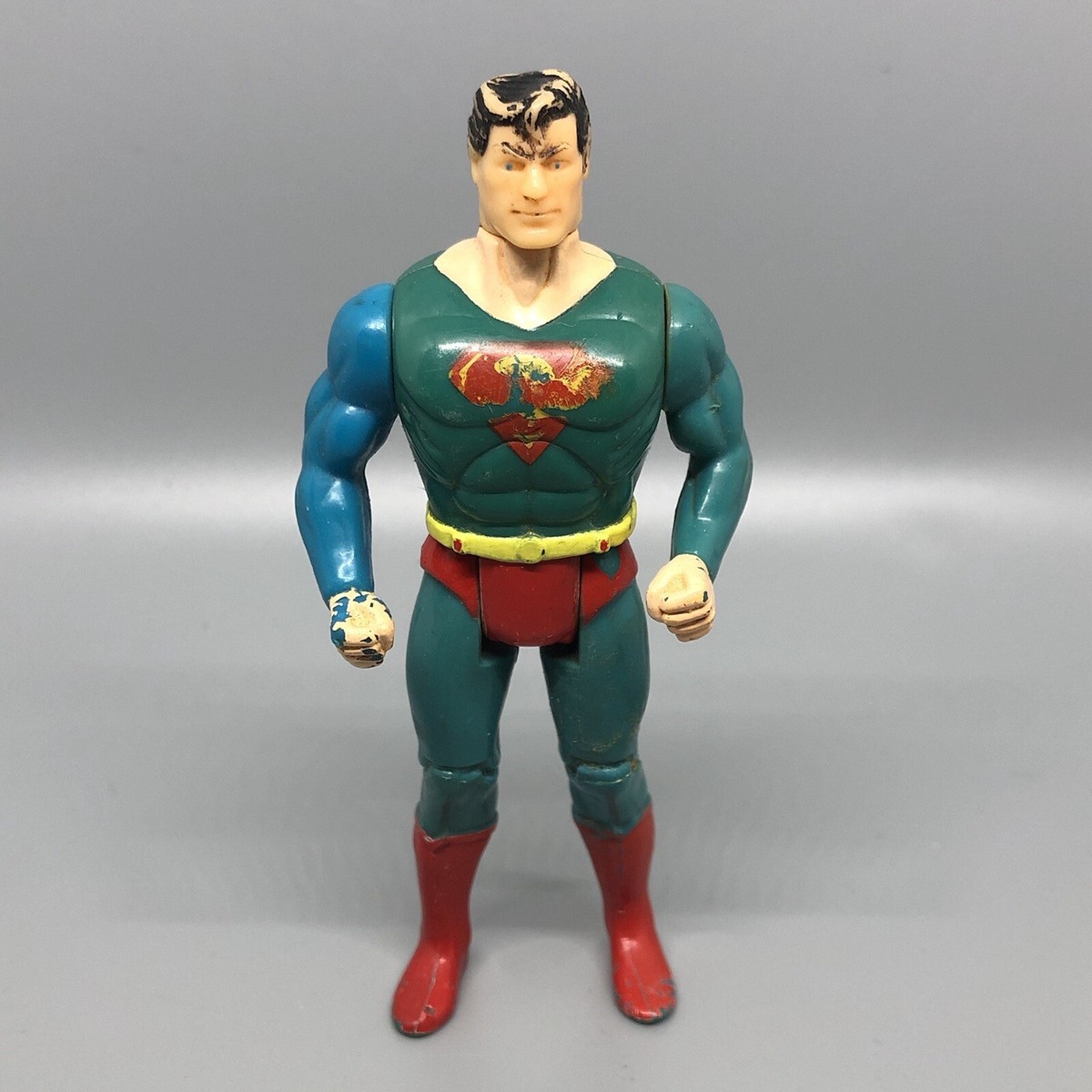 1989 Vintage DC Comics Kenner Super Powers SUPERMAN Action