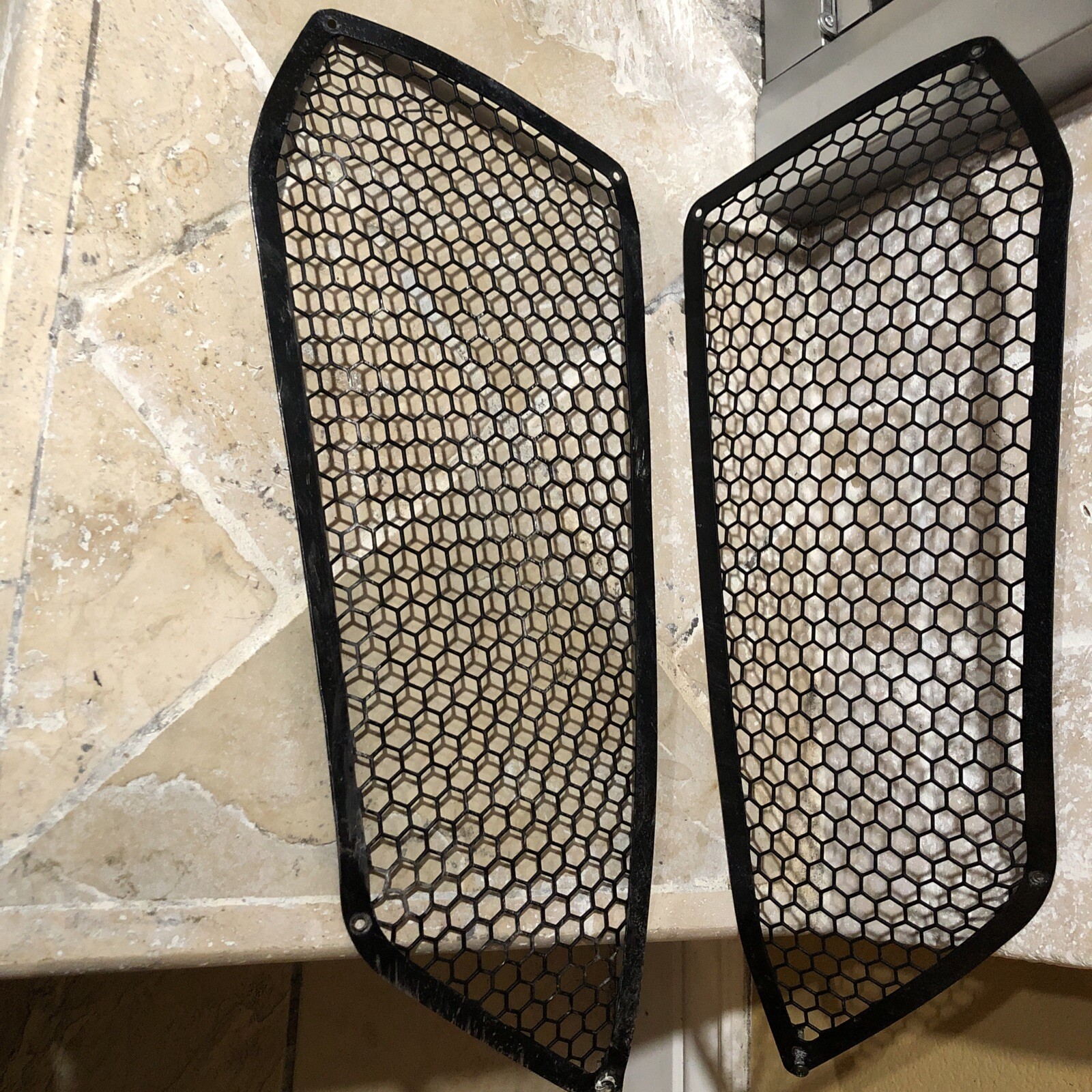 Lamborghini Gallardo ￼ Front Bumper Grills ￼ Came off for 2007￼ Gallardo ￼ 