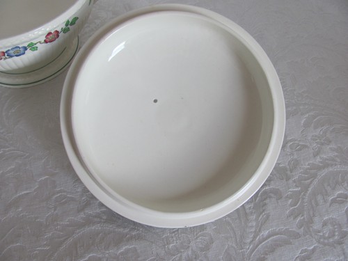 Wedgwood Plymouth Floral-Edme Acanalado-Inglaterra-Cabeza de Carnero-8" Cuenco para Servir Cubierto - Imagen 9 de 11