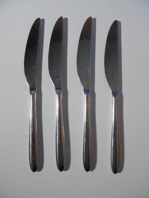 4 schöne * Speise-Messer * WMF * Modell: Sidney * Cromargan * Tafelmesser *