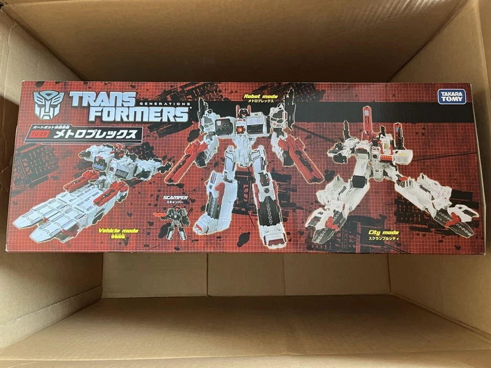 Takara Tomy Transformers Generations TG-23 Metroplex Ligth & Sound Figure NEW - Image 2 of 4