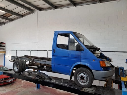 Ford transit  MK3 L.W.B Chassis cab 2 Litre petrol. - Picture 1 of 24