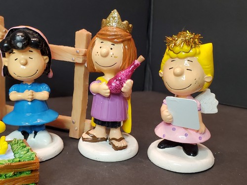 DEPT 56 Peanuts Weihnachtsfestzug Krippenfiguren Sammlung 8er Set - Bild 5 von 12