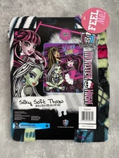 Monster High Scary Cute Blanket 40x50 Silky Soft Throw Fleece 2015 New Old Stock