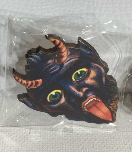 Spille in legno stile vintage spettrale spaventose taglio laser lotto 4 pezzi Halloween Krampus - Foto 4 di 8