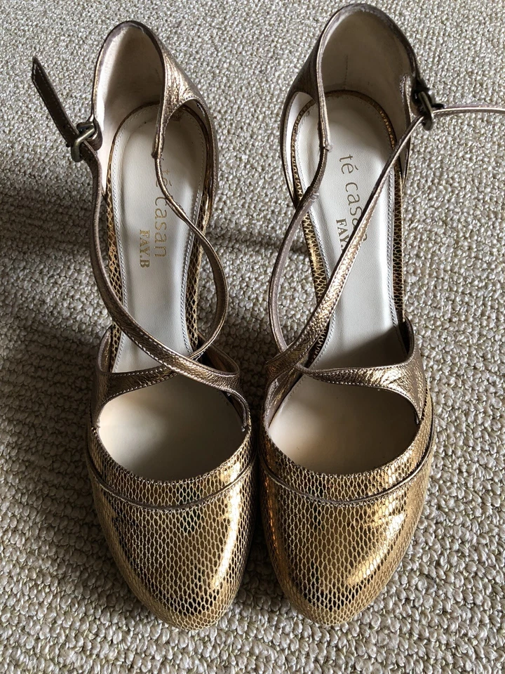 Nuevo piso muestra te casan FY.B Zapatos Mujer,talla 37,col.Bronce.Hecho en España. Foto 4 de 4