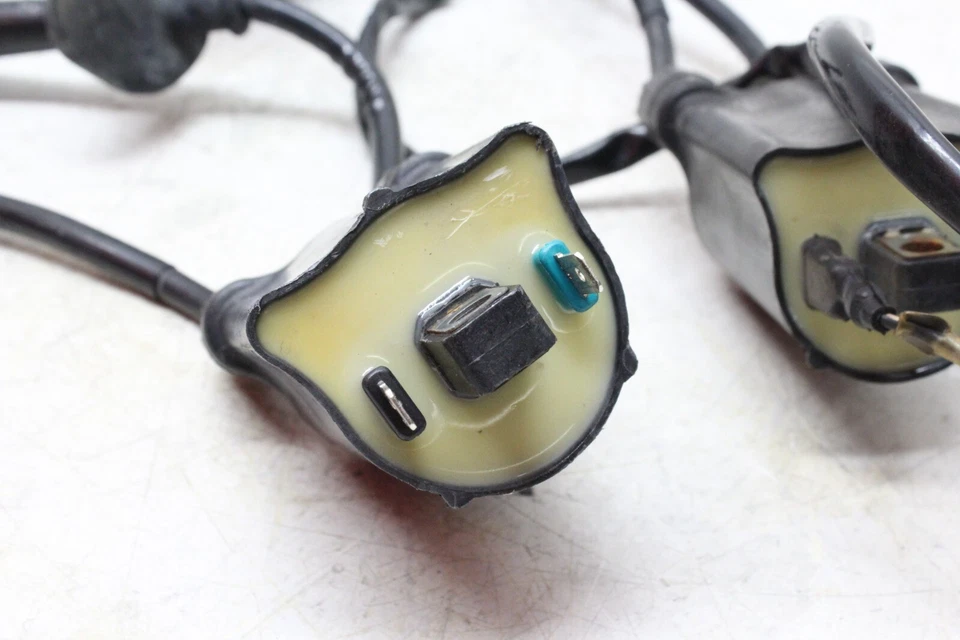 88-91 HONDA HAWK GT 650 OEM IGNITION COILS COIL SPARK PLUG CAPS - Image 3 of 4