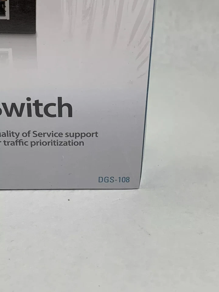 D-Link DGS DGS-108 8-Ports External Switch New Sealed OEM - Image 2 of 4