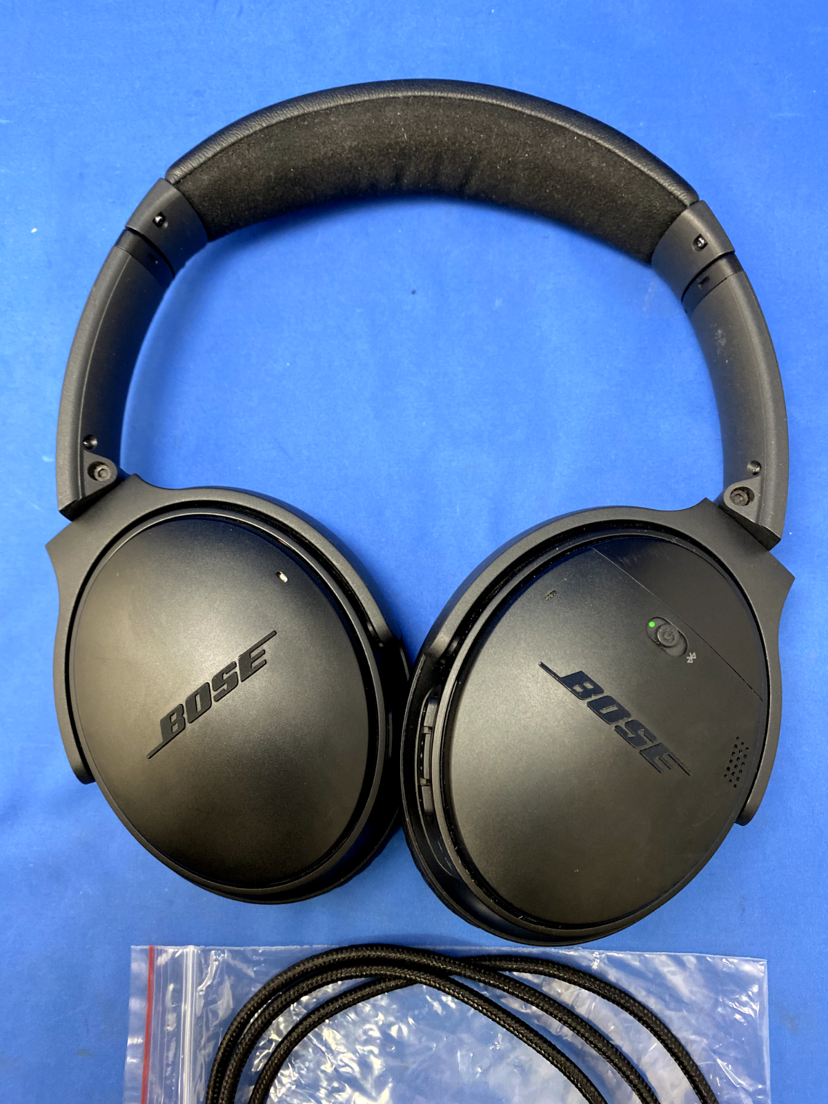 Bose QuietComfort 35 II Bluetooth Wireless Over-Ear Headphones - Black-image