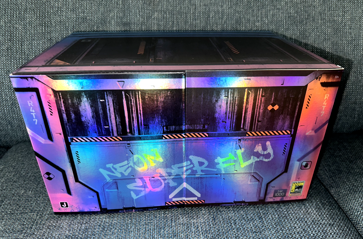 2023 SDCC Exclusive Jazwares Halo Infinite Warthog (Neon Superfly