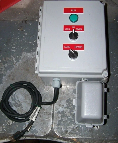 NEW WEATHERPROOF CONTROL BOX 120 VAC 6 AMP BREAKER W/ DUPLEX RECEPTACLE