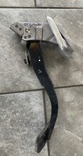 05 outlander brake pedal