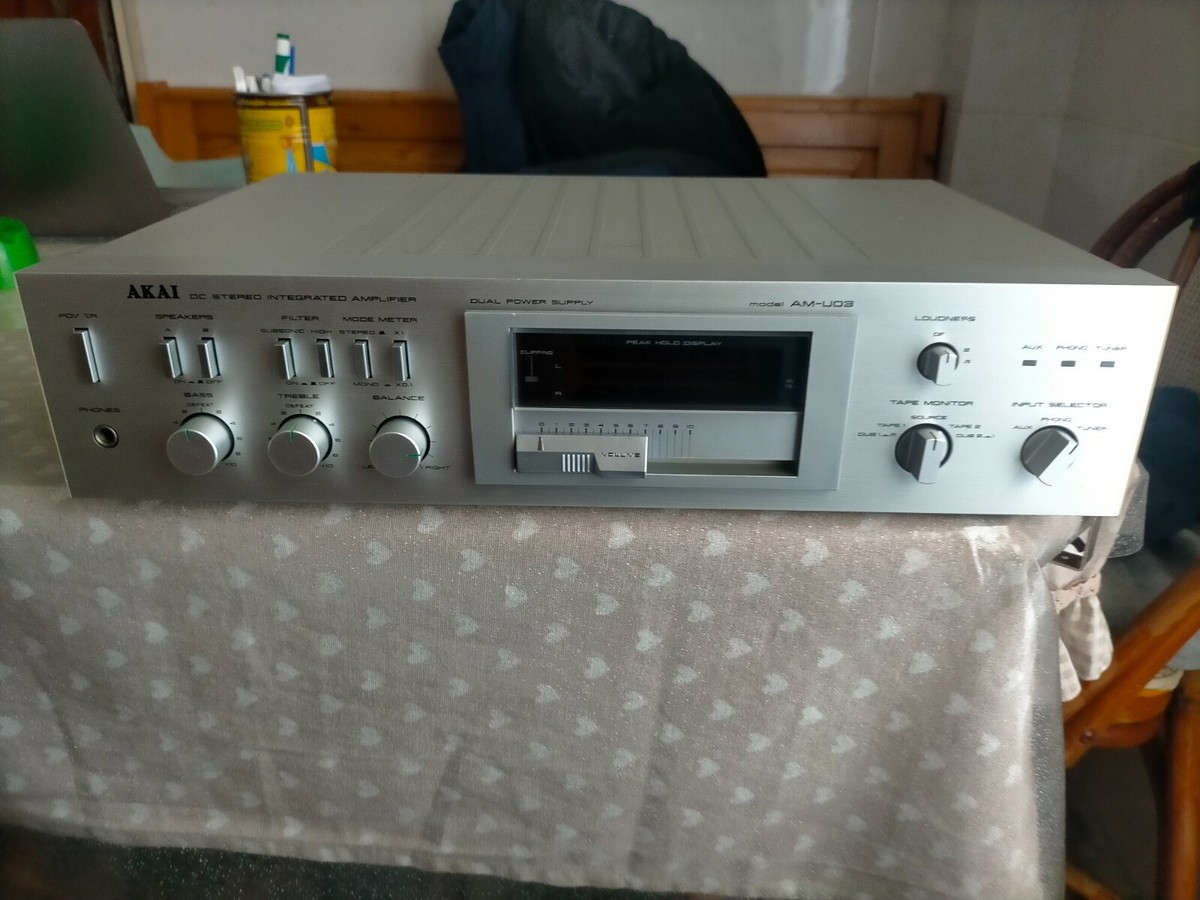Amplificatore integrato Akai AM-U03 - Funzionante | eBay