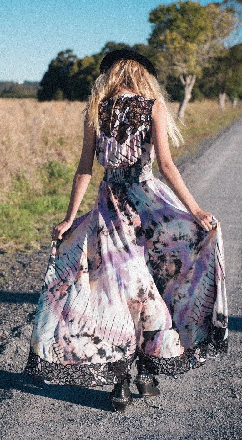 Spell Lucy In The Sky Tie Dye Lace Button Down Duster Dress