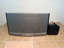 BOSE N123 SoundDock w/ 30-pin Apple Portable Digital Music No Remote