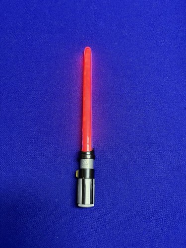 2025 DISNEY PARKS STAR WARS DARTH VADER RED LIGHTSABER SWIZZLE STICK LIGHTS HTF