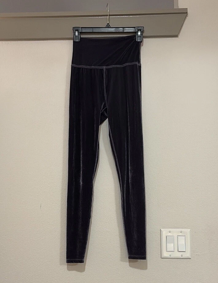 beyond-yoga velvet motion high waisted midi leggings