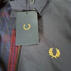 Foto 13 di 18