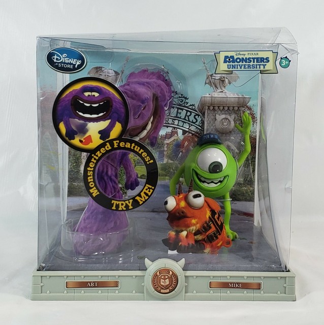 fully articulated action figures