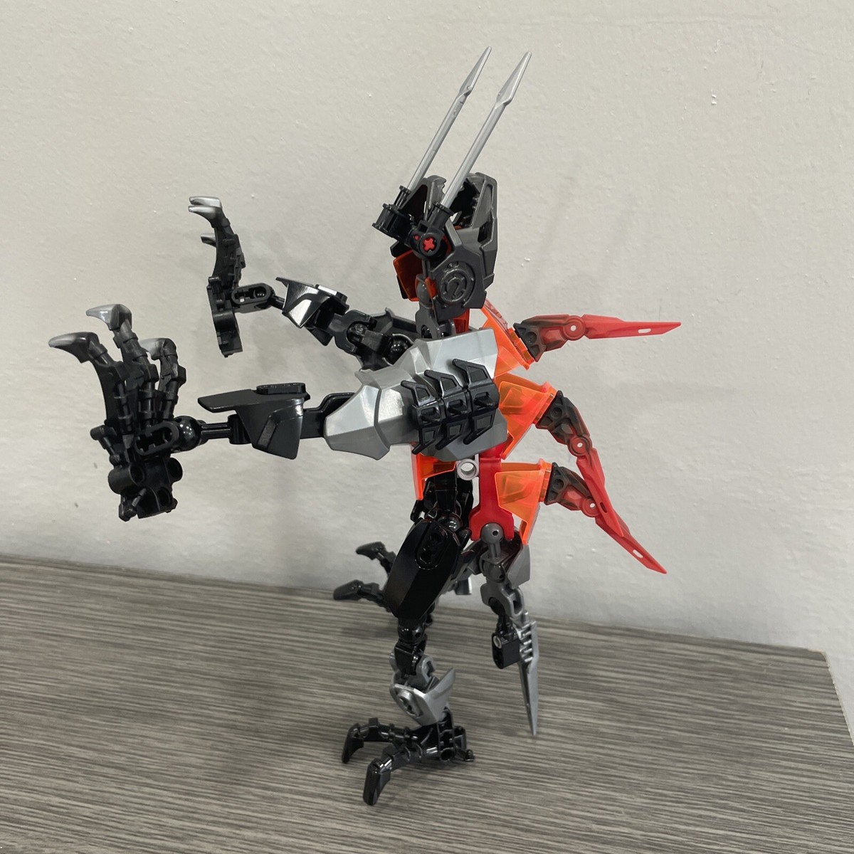 LEGO Hero Factory Set 2233 Fangz Villains - Complete Pieces - No