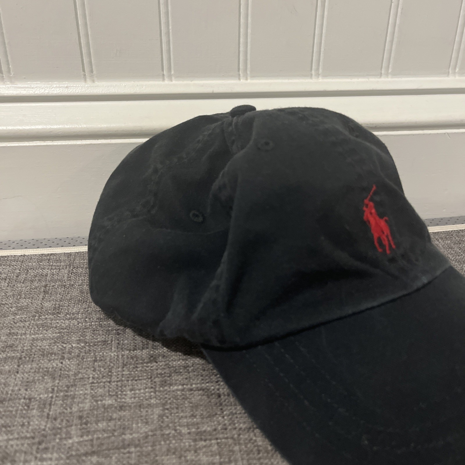 Polo Ralph Lauren Uomo Unisex Cotone Chino Berretto a Palla Regolabile Nero Rosso Pony