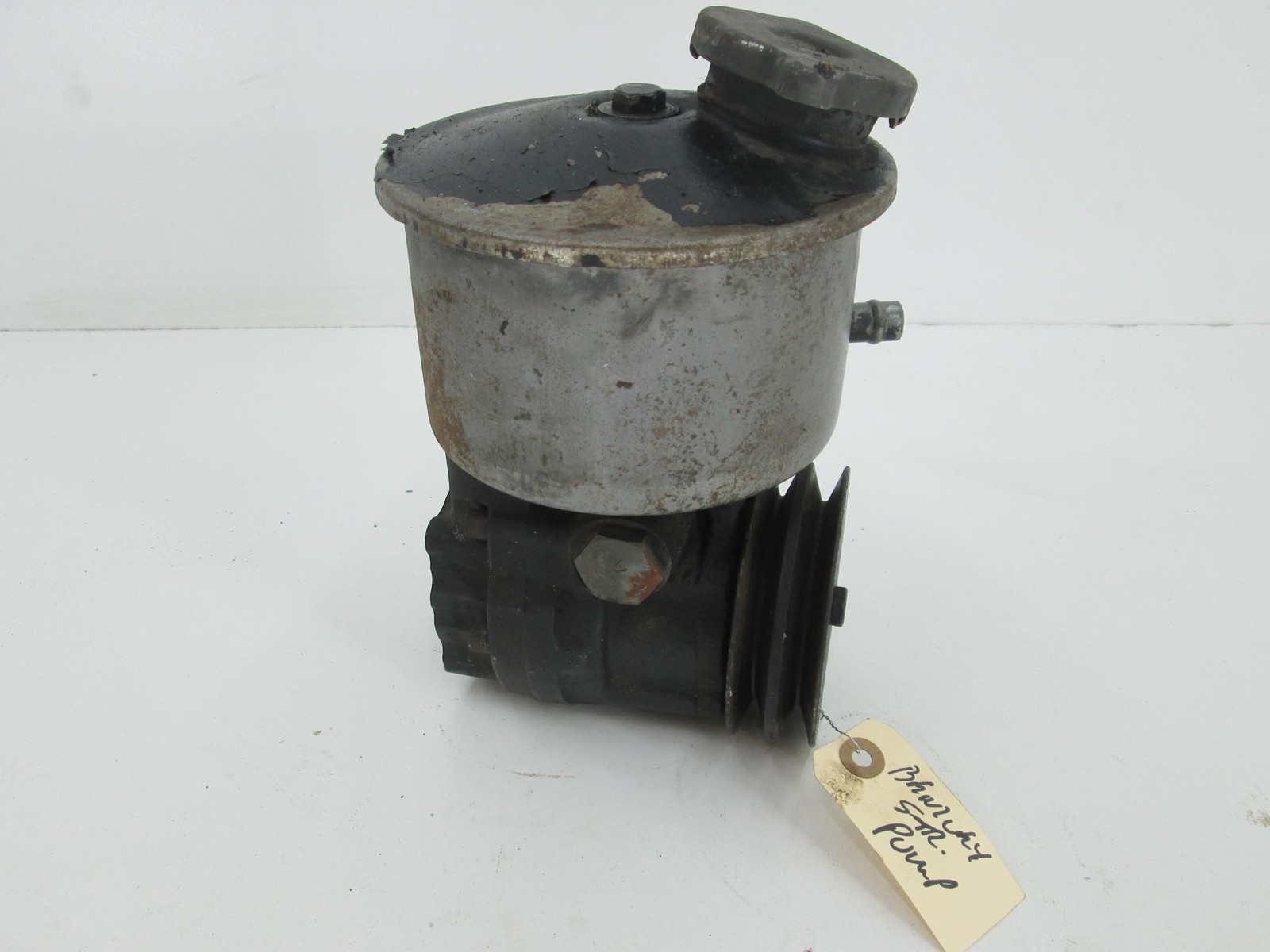 Rolls Royce Silver Shadow Bentley T1 power steering pump (USED)