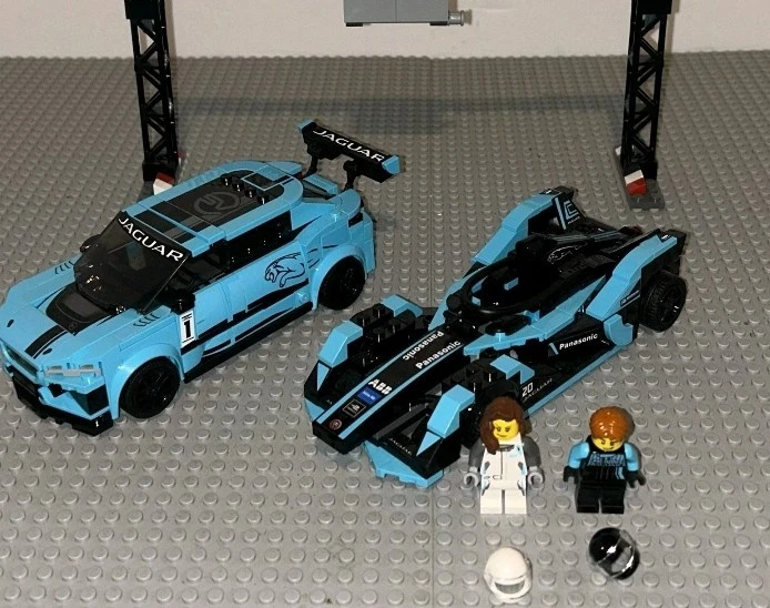 Formula E Panasonic Jaguar Racing GEN2 c LEGO (R) Complete Sets