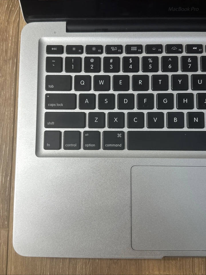 Apple MacBook Pro 13" 2011 · i5 · 4GB · 500GB, photo 2 sur 5