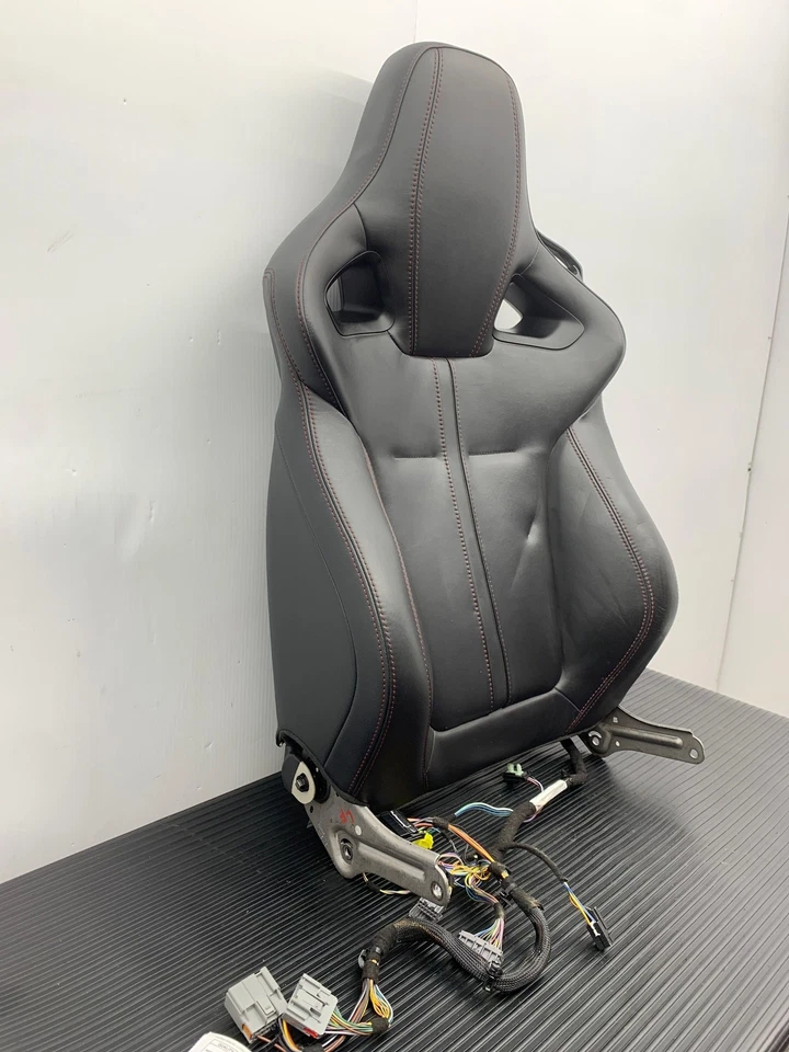 2015 - 2017 Jaguar F-Type OEM LH Front Left Upper Seat Backrest Cushion Foto 4 de 4