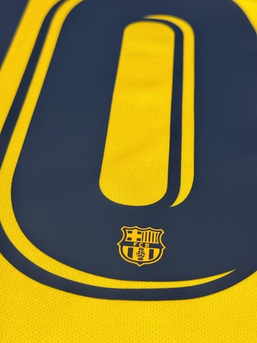 2019/20 Barcelona Away Jersey #10 Messi Medium Nike Soccer DAMAGED Stained NEW - Picture 10 of 24