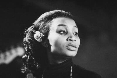 American Pop Singer Viola Wills 1977 OLD PHOTO